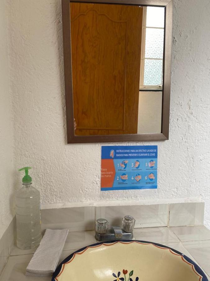 تيبوزتلان Hostal Villa Quieta المظهر الخارجي الصورة
