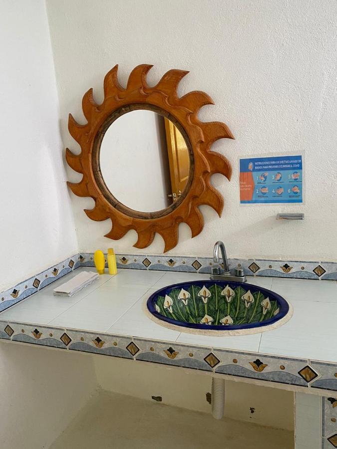 تيبوزتلان Hostal Villa Quieta المظهر الخارجي الصورة