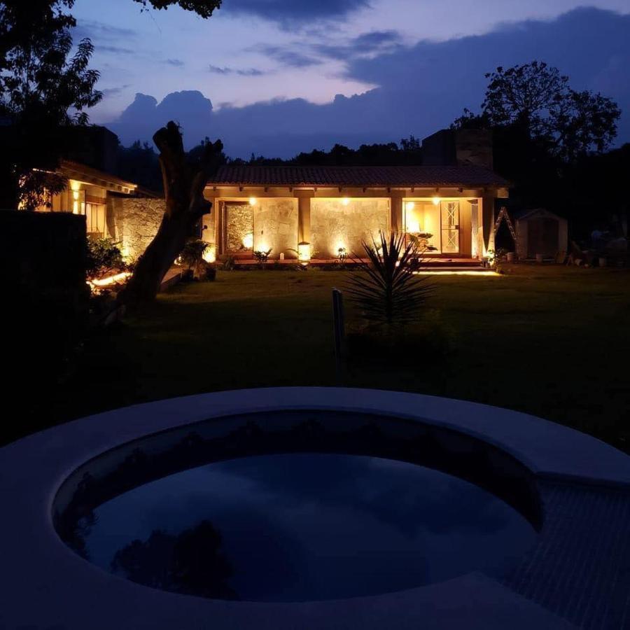 تيبوزتلان Hostal Villa Quieta المظهر الخارجي الصورة