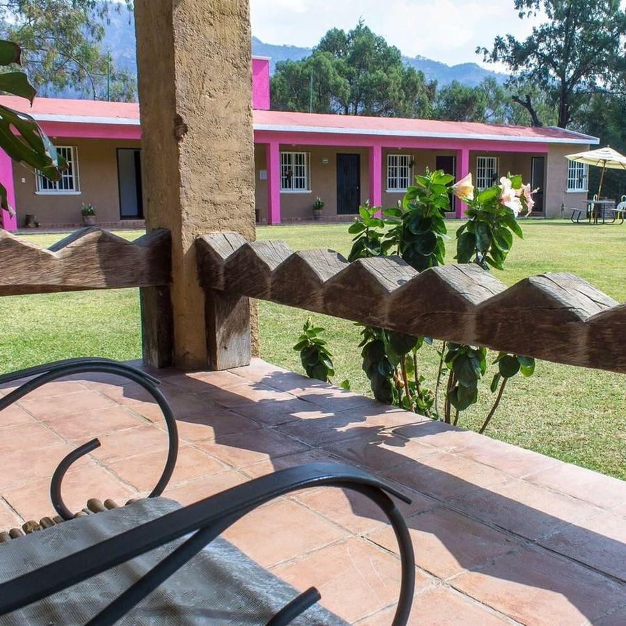 تيبوزتلان Hostal Villa Quieta المظهر الخارجي الصورة