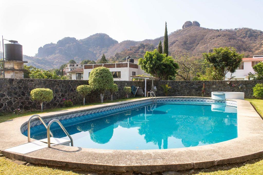 تيبوزتلان Hostal Villa Quieta المظهر الخارجي الصورة