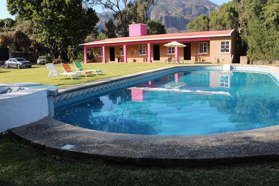 تيبوزتلان Hostal Villa Quieta المظهر الخارجي الصورة
